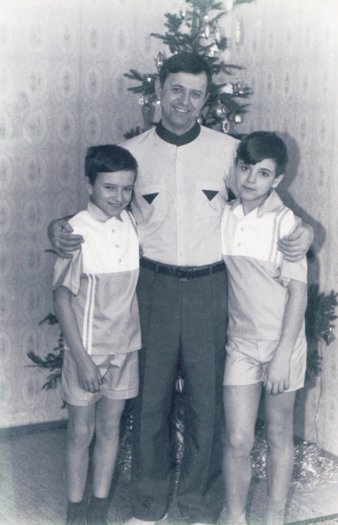 В.Бачинский с сыновьями Русланом и Дмитрием