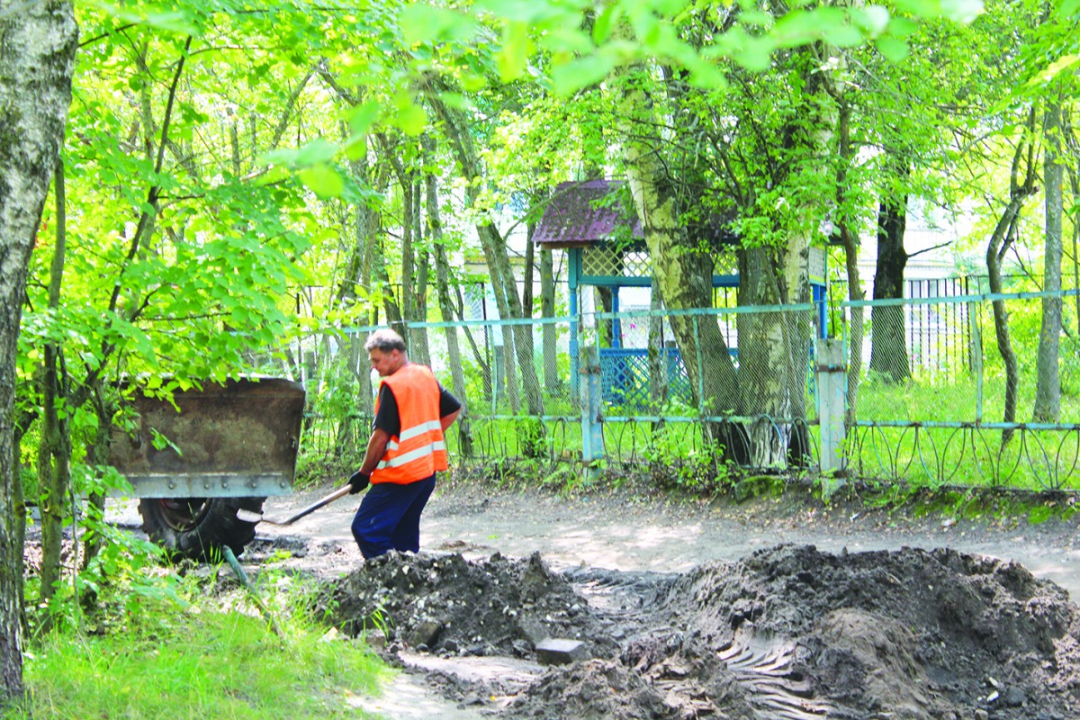 В Дечинском ремонтируют дороги | 30.07.2020 | Вязники - БезФормата